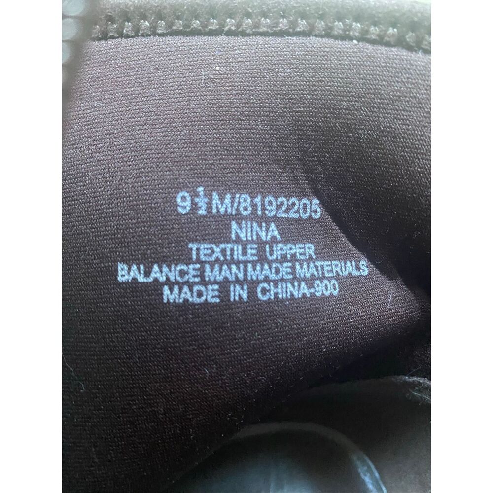 Amelia Grace Brown Faux Suede Ankle Boots Sz 9.5 - Picture 2 of 7